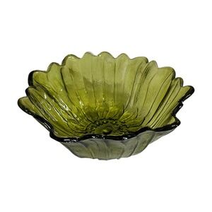 Indiana Glass Lily Pons Bowl Avocado Green 7" Glass Flower Scalloped VTG 1960s
